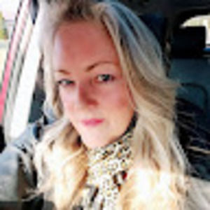 Meet your Posher, Deborah